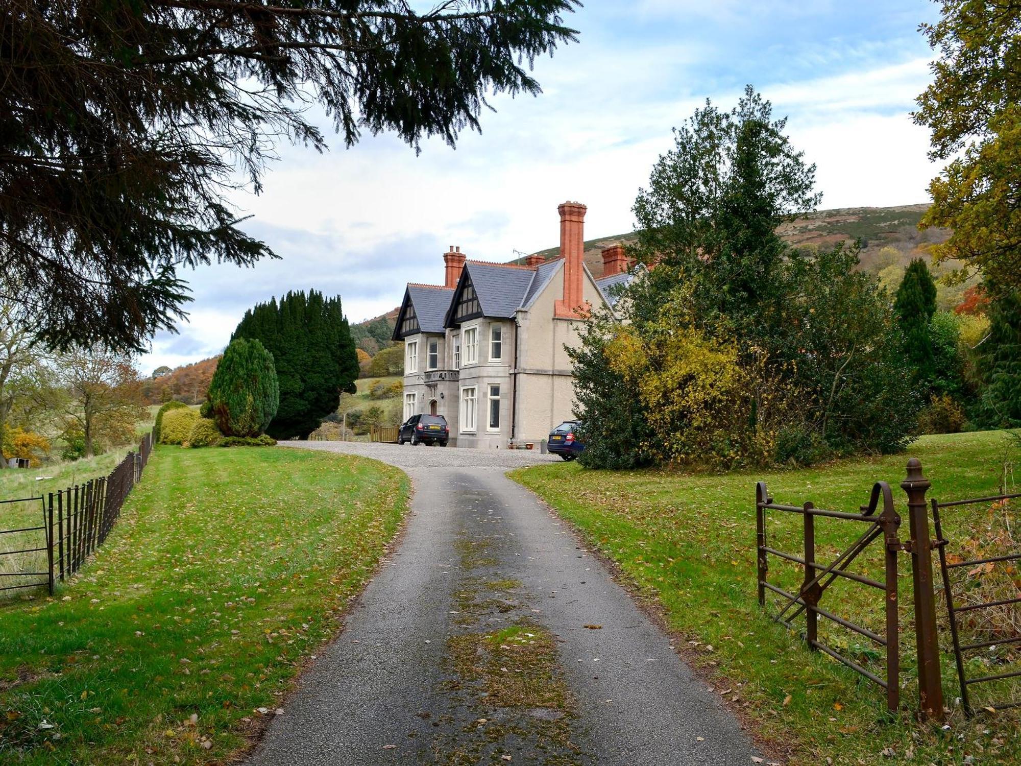 Bodfari The East Wing At Grove Hall מראה חיצוני תמונה