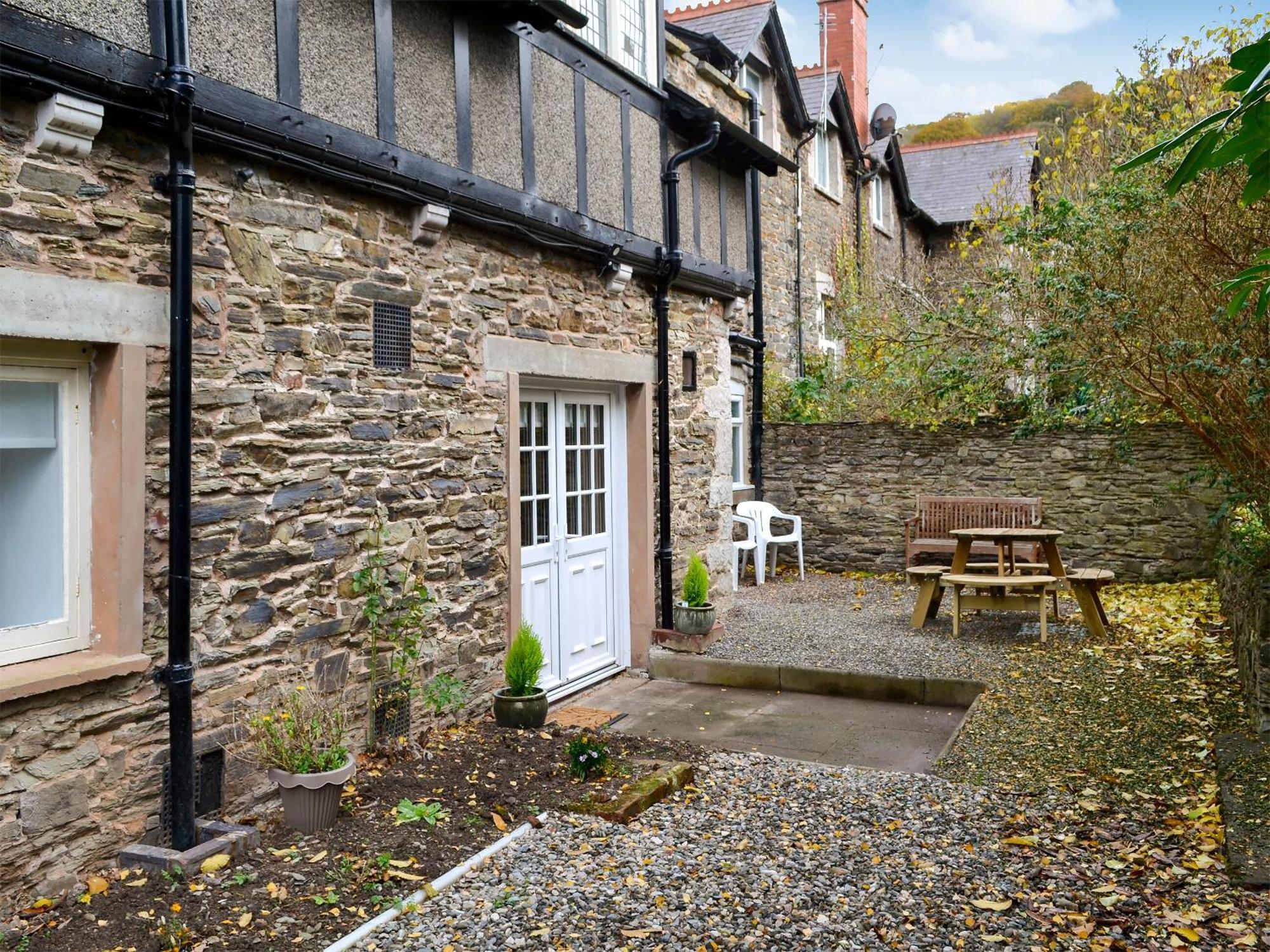 Bodfari The East Wing At Grove Hall מראה חיצוני תמונה